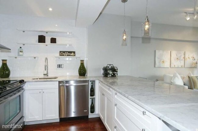 Foto del edificio - 1825 T St NW
