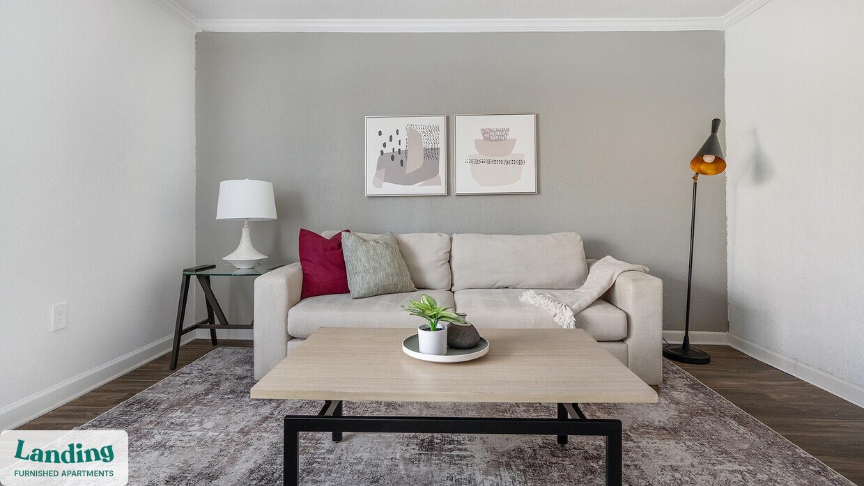 Foto principal - 2030 Northcliffe Dr