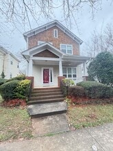 Building Photo - 16929 Pennington Dr