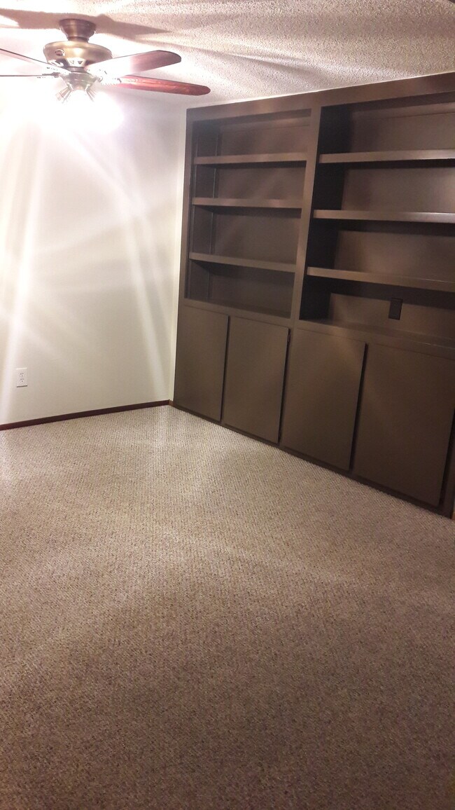 Foto del edificio - 3030 Olive Glen Ct
