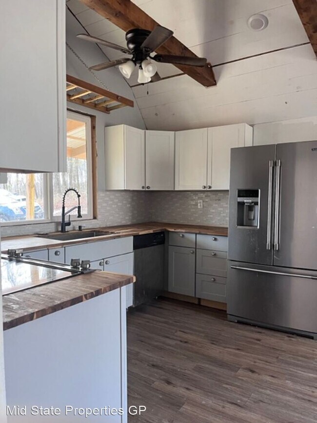 Foto del edificio - 3 br, 1 bath House - 260 Gravel Hill Rd.