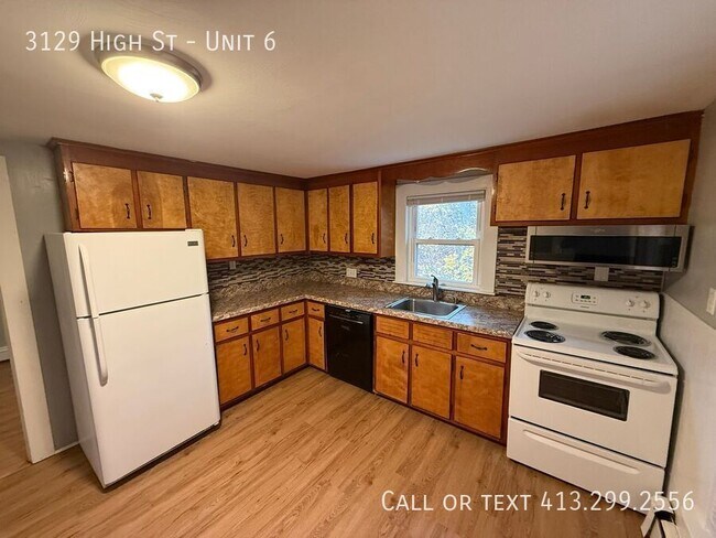 Foto del edificio - 3129 High St