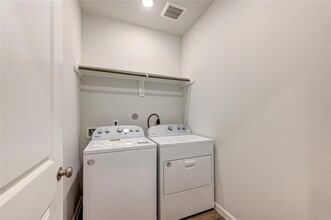 Building Photo - 94 Valiant Ridge Trail