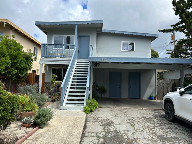 Building Photo - 512 Laverne Ave