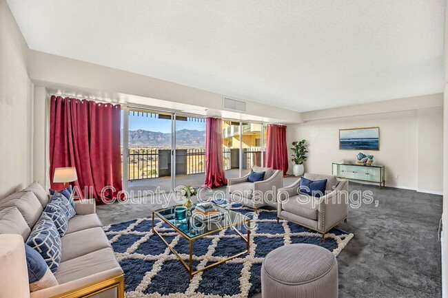 Foto del edificio - 411 Lakewood Cir