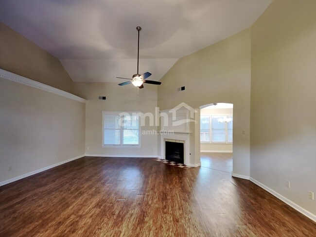 Building Photo - 7608 Dexter Park Dr