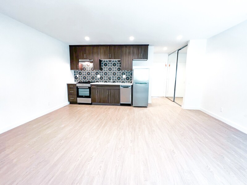 115 Apartments for Rent in Beachwood Canyon, CA Westside Rentals