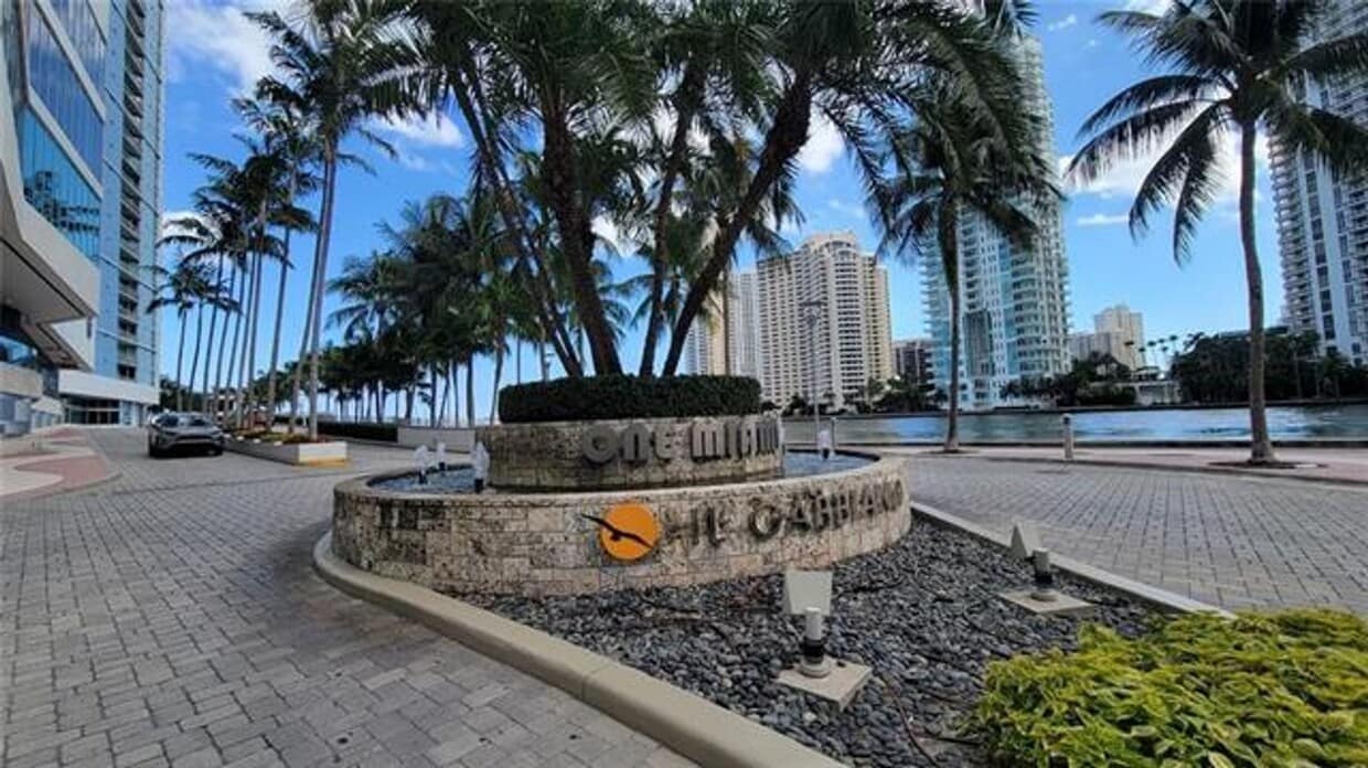 Photo - 325 S Biscayne Blvd unit 3224 (F10554728)