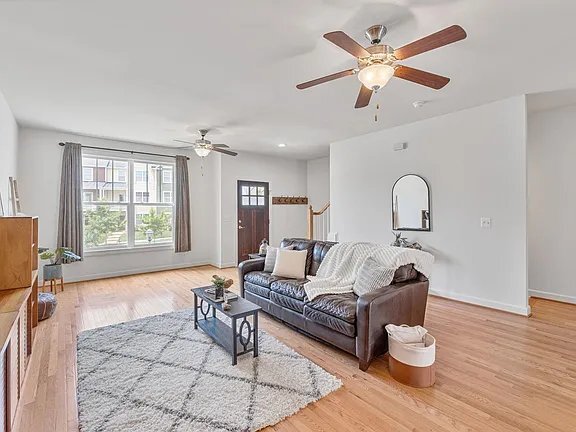 Foto del edificio - 1254 Haden Pl