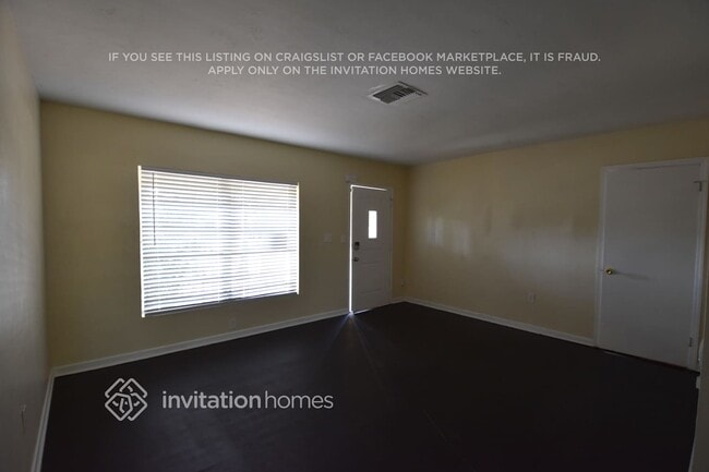 Foto del edificio - 245 NW 124th St