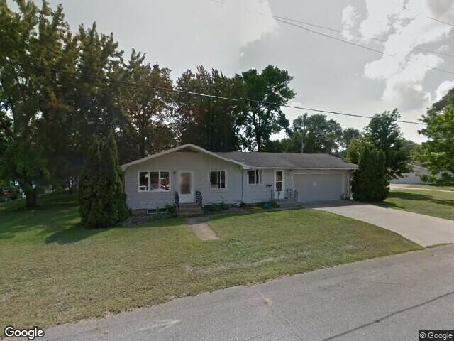 Primary Photo - Neat and Clean 3 bedroom Duplex