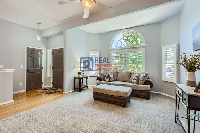 Foto del edificio - 1511 Scott Canyon Ln