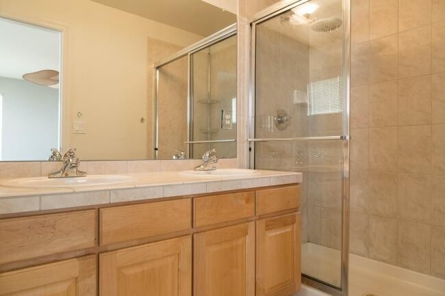 Building Photo - Two Story Condo For Rent in Dakota Ridge