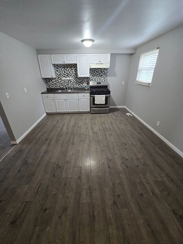 Foto principal - 1616-1618 E 25TH AVE