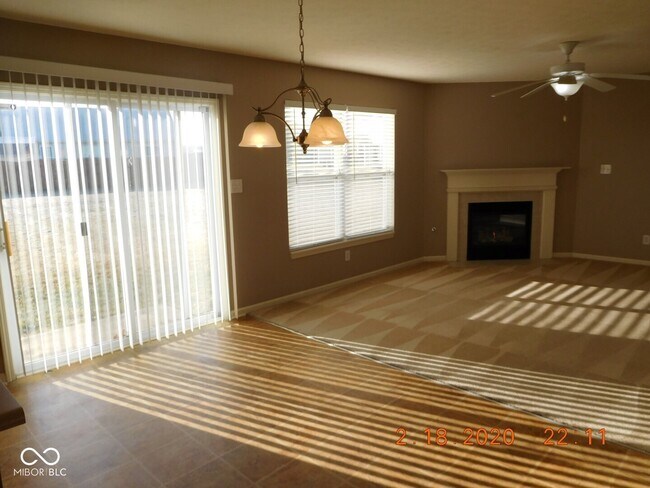 Building Photo - 7277 Laredo Dr