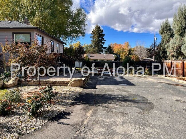 Building Photo - 2013 N 27th St