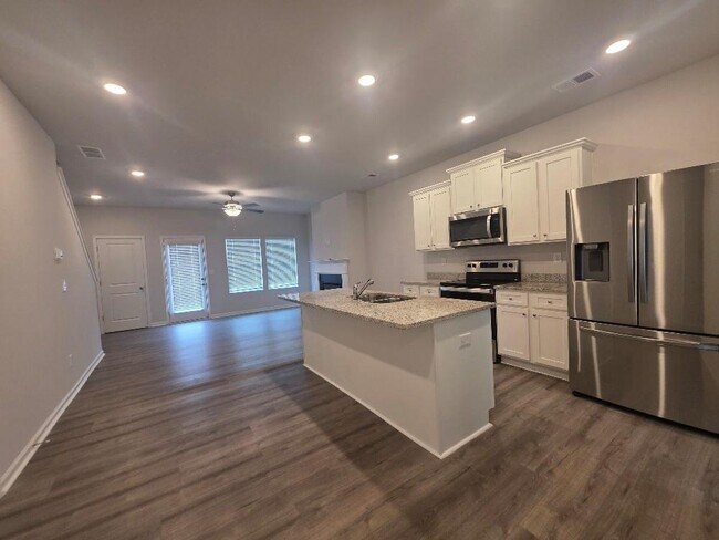 Foto del edificio - 4353 Smithgall Ct