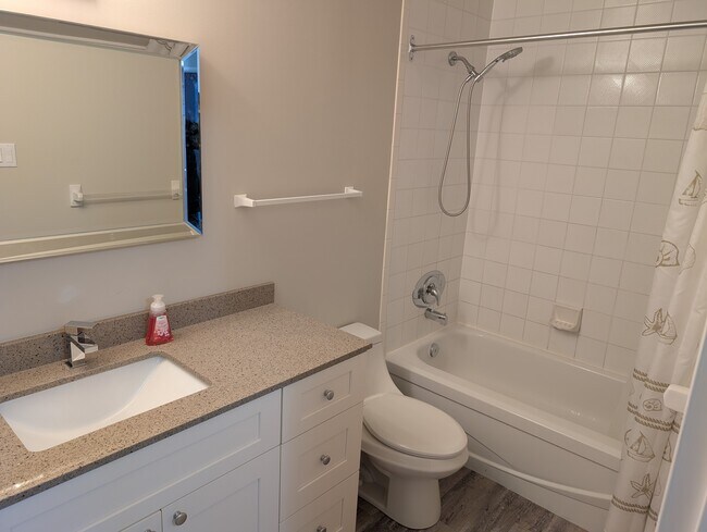 Photo du bâtiment - 5 Valleyside Dr