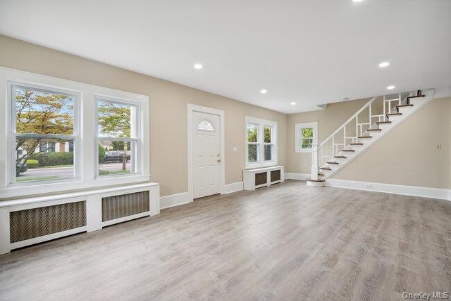 Foto del edificio - 1030 Glen Cove Ave