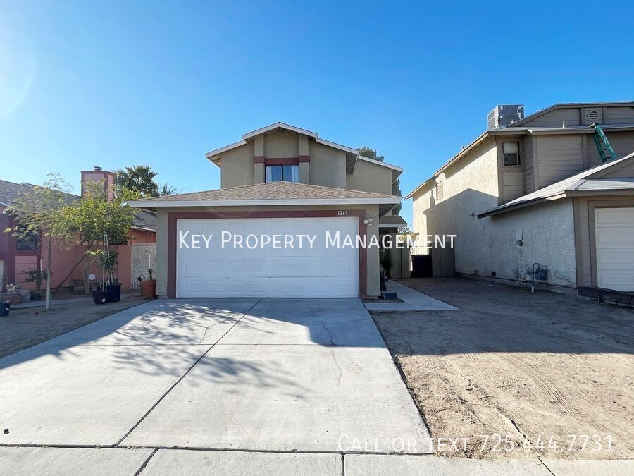 Foto principal - Charming 3-bedroom, 2.5-bathroom featuring...