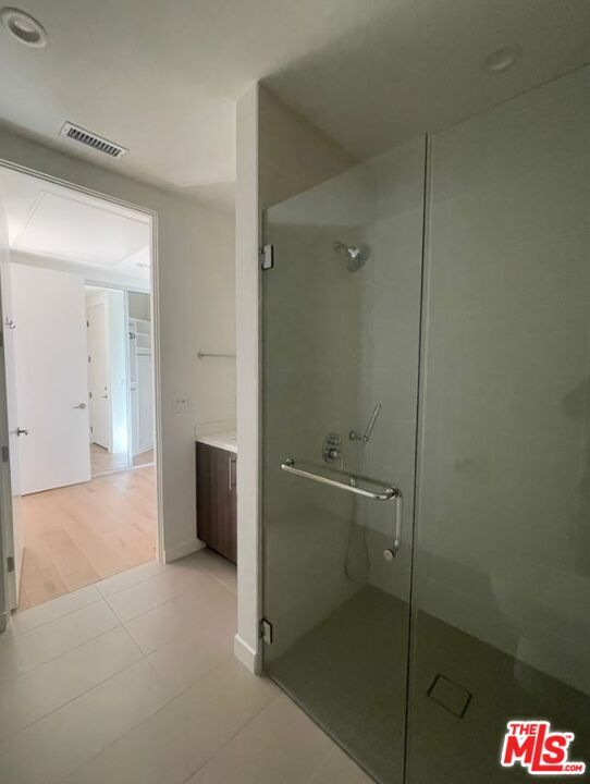 Foto del edificio - 1542 N Hoover St