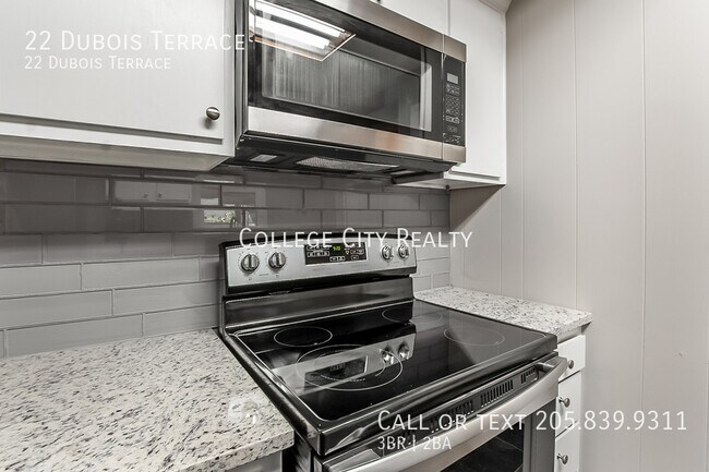 Foto del edificio - 22 Dubois Terrace