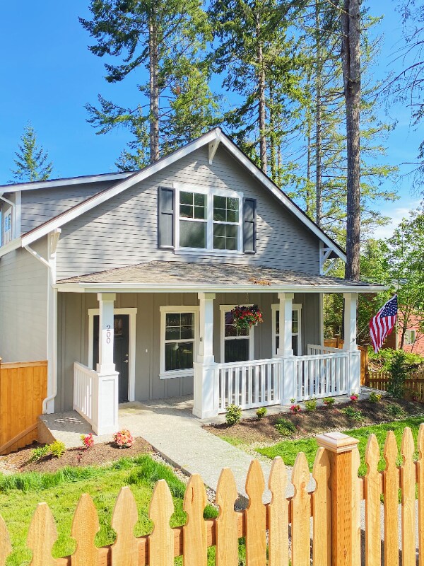 200 E Blackwell St, Allyn, WA 98524 House Rental in Allyn, WA