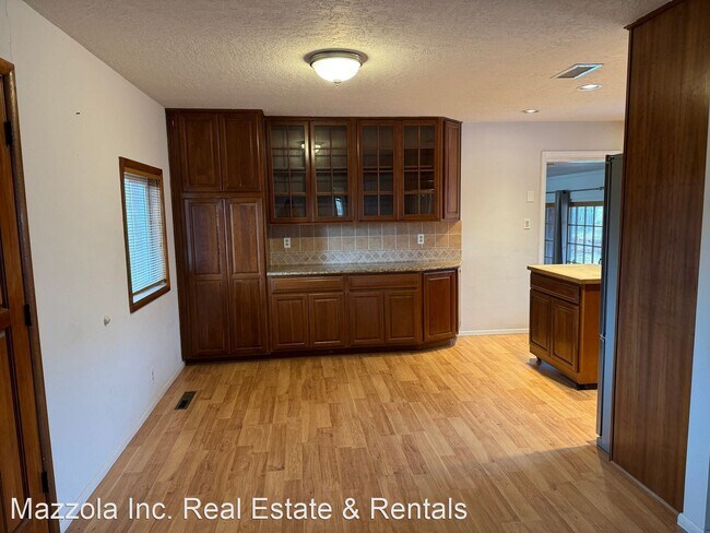 Building Photo - 4 br, 3 bath House - 201 Rincon Loop