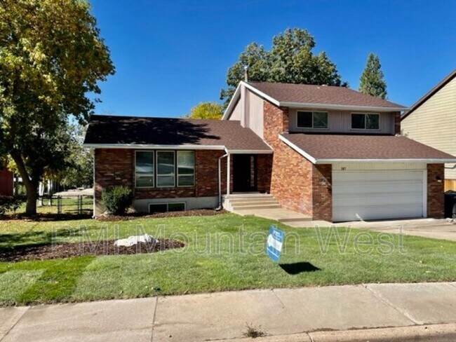 Building Photo - 187 300 E