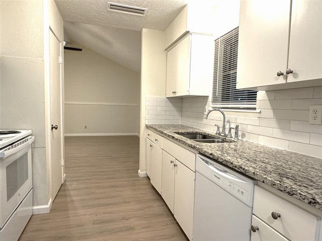 Foto del edificio - 2518 Bobwhite Blvd