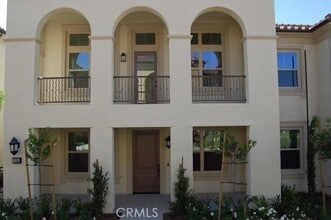 Building Photo - 136 Overbrook