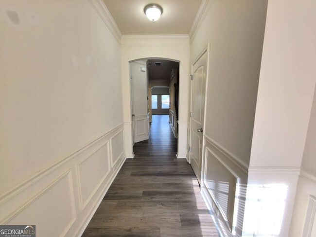 Building Photo - 2765 Gower Way