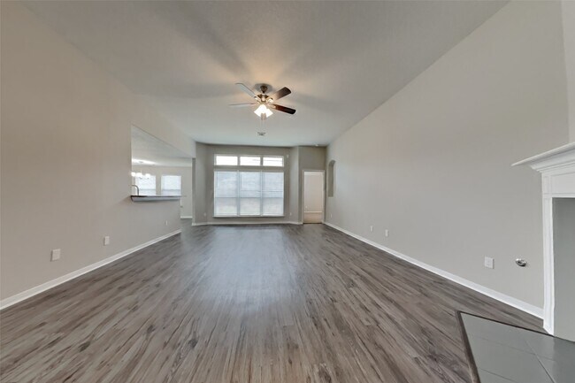 Building Photo - 15402 Streetcar Ct