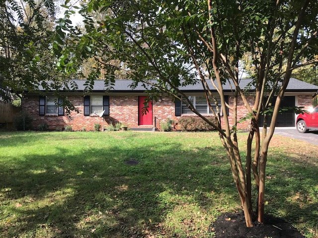 Building Photo - Knoxville, 3 bedroom home with fenced yard