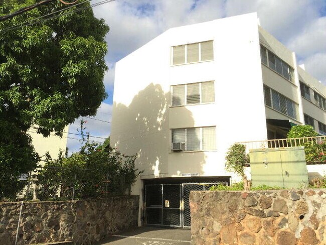 Foto del edificio - MILLER TERRACE 2/1/1 A/C, W/D, D/W