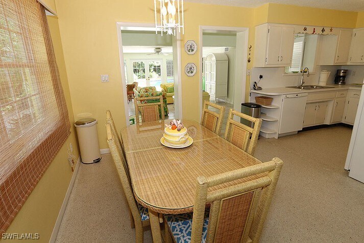 Foto del edificio - 361 1st Ave N