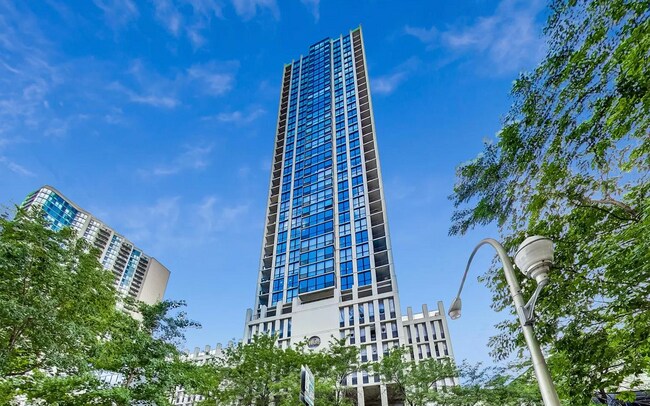 Foto del edificio - 1122 N Clark St