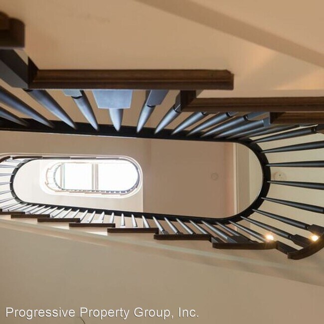 Foto del edificio - 4 br, 4.5 bath House - 3880 Jackson Street