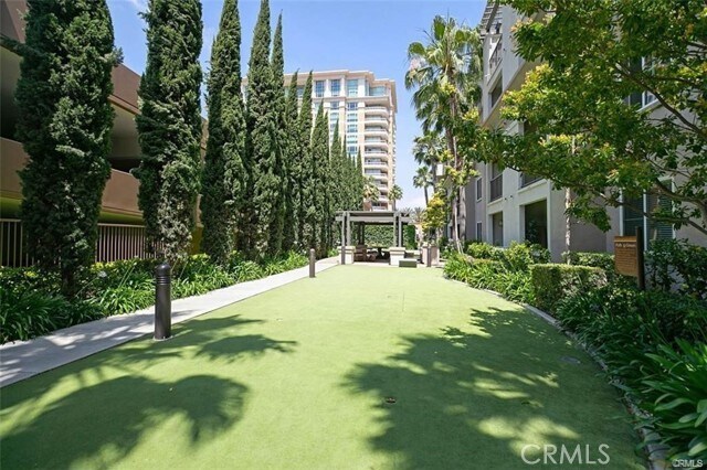 Foto del edificio - 2164 Scholarship