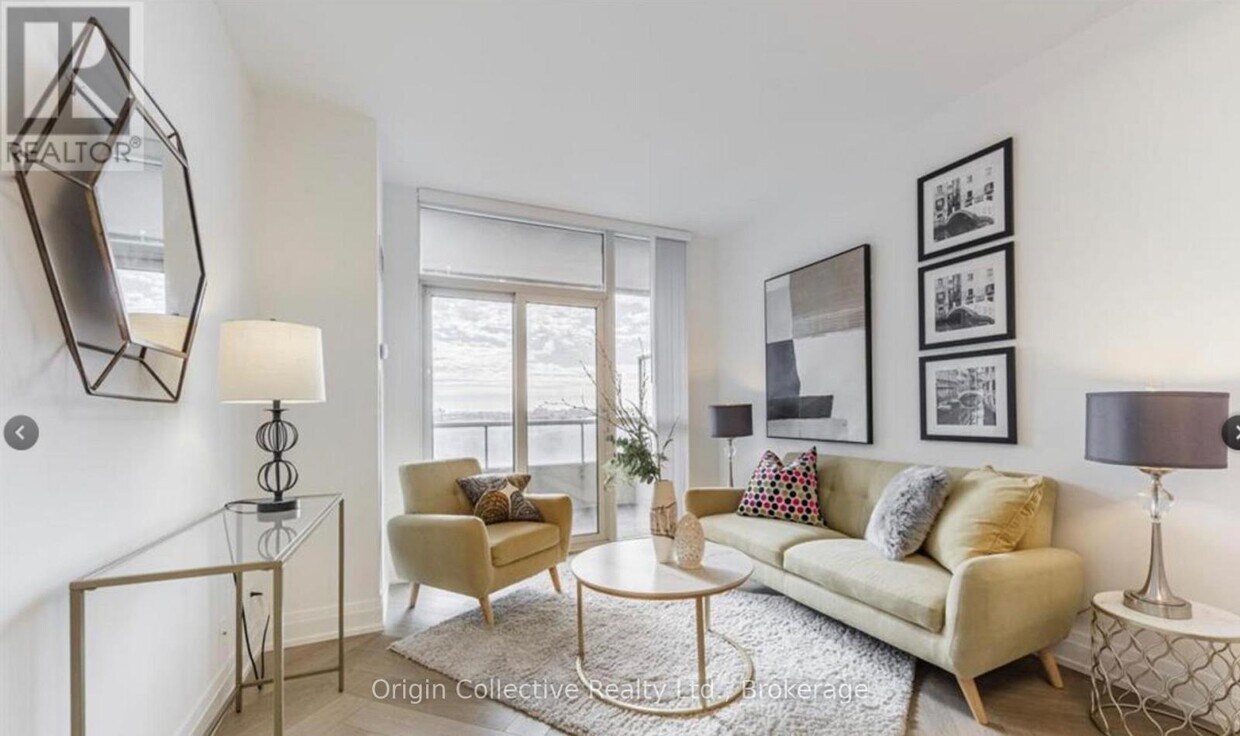 Photo principale - 33 Cox Blvd