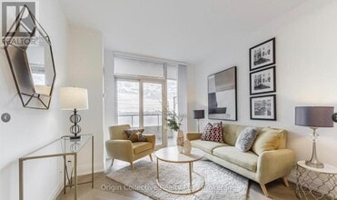 Building Photo - 33 Cox Blvd