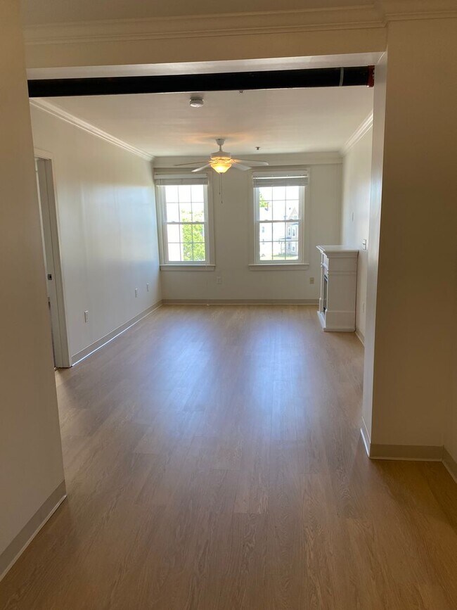 Bostonian Shoe Lofts Apartments in Whitman, MA
