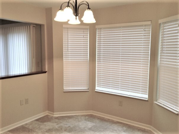 Foto del edificio - 2626 Sterling Ter