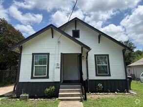 Building Photo - 2202 Burnett Ave