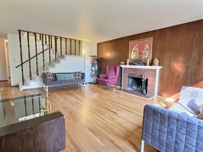 Foto del edificio - 6BD/3BA – Spacious West San Jose home near schools, shops, and commute routes