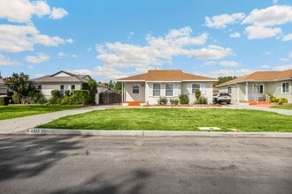 Building Photo - 4903 Ryland Ave