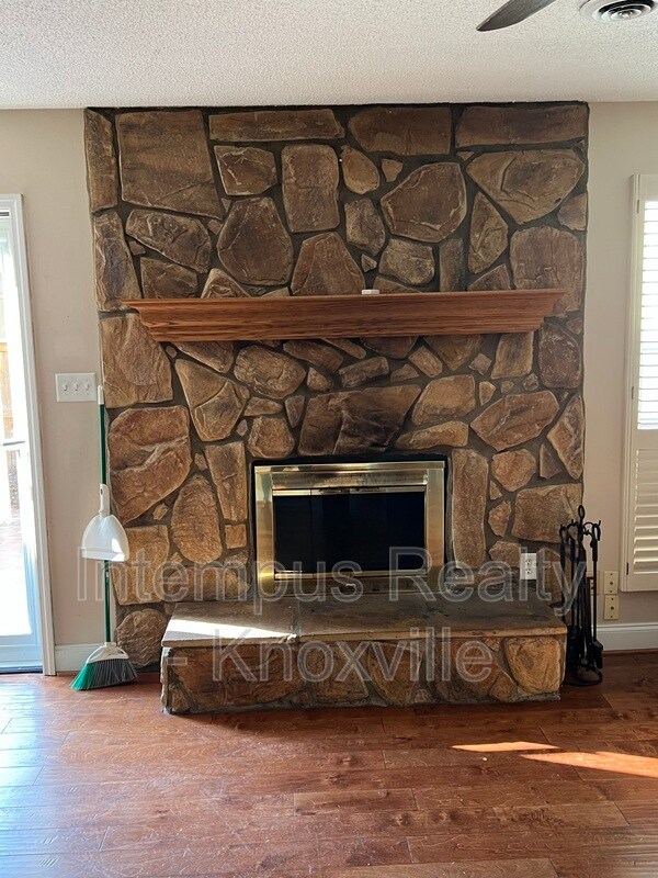 Foto del edificio - 7914 Gleason Dr