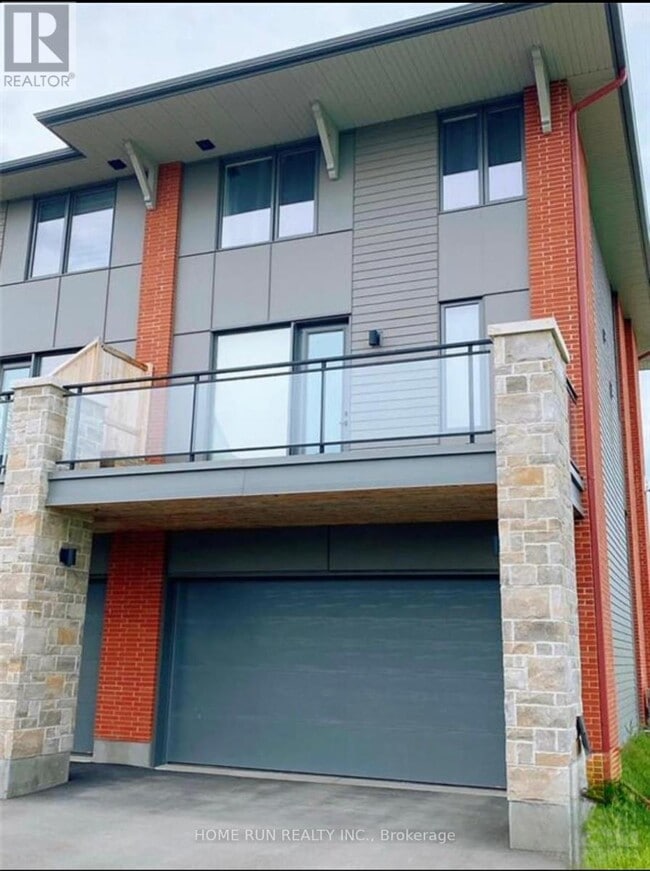 Building Photo - 858 Mikinak Rd