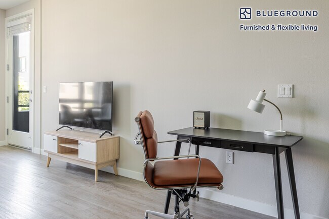 Foto del edificio - 3560 Rambla Pl