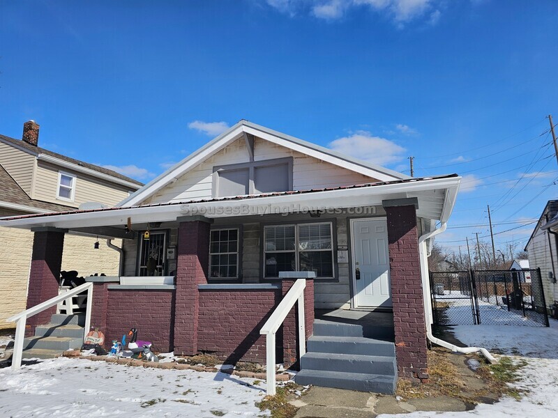 Primary Photo - 2179 S Delaware St